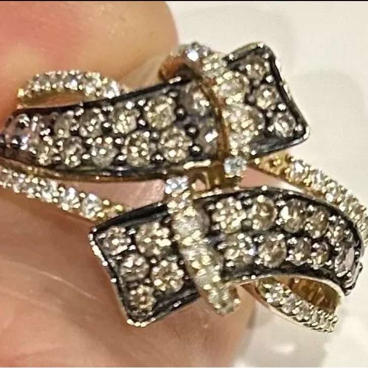 Levian Chocolate Diamond 14 Kt Yellow Gold Bypass Ring 2000$